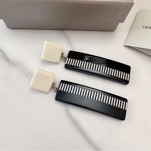 ᴇᴜᴄ ɢɪᴏʀɢɪᴏ ᴀʀᴍᴀɴɪ ᴛʀɪʙᴀʟ ᴄᴏꜱᴛᴜᴍᴇ ᴅʀᴏᴘ ᴇᴀʀʀɪɴɢꜱ - Picture 13 of 16